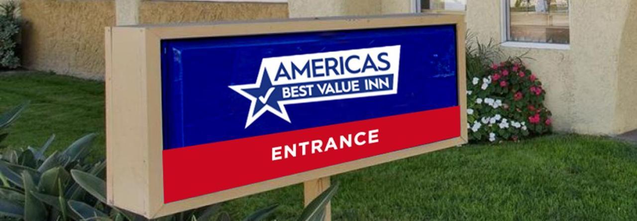 Americas Best Value Inn Darien Exterior photo